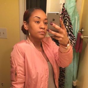 Meet your Posher, Shantiece